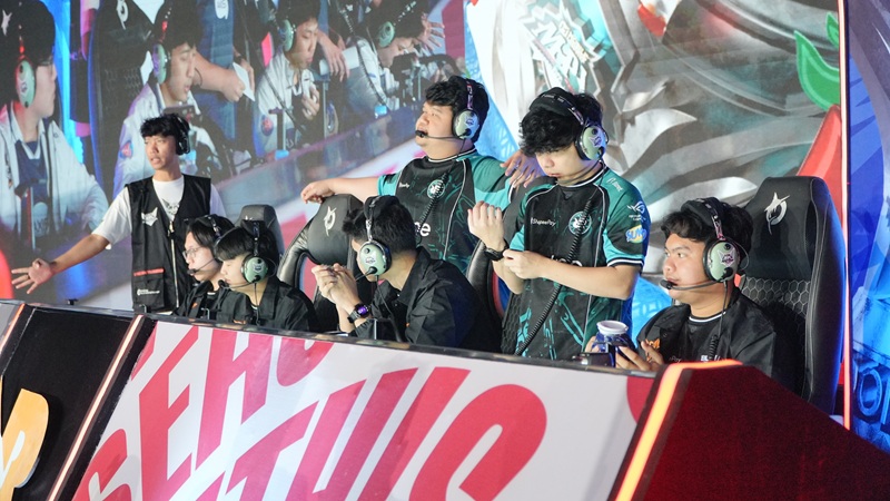 MPL ID S18: RRQ vs Bigetron, Mampukah Sang Raja Kembali ke Masa Prime?