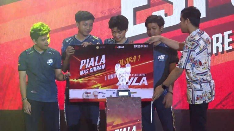 Juarai Piala Mas Gibran, EVOS Free Fire Bawa Pulang Mobil Baru!