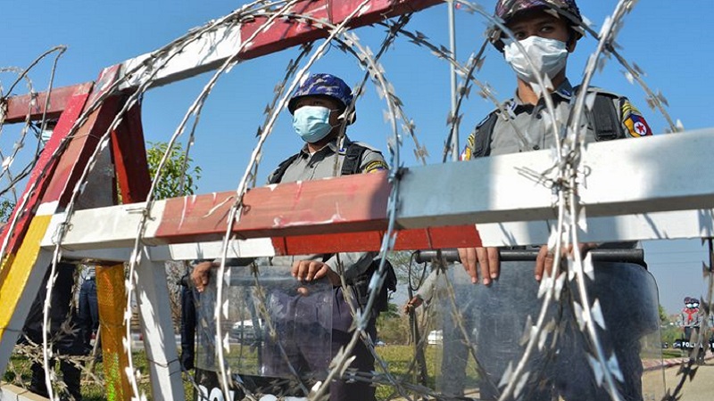 Pulang ke Myanmar, Burmese Ghouls 