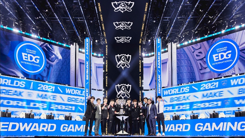 Patahkan Prediksi! DWG Tumbang, EDward Gaming Kampiun Worlds 2021
