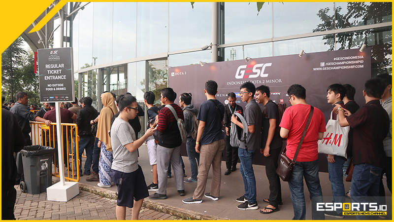 Antrian Panjang Warnai GESC, Fans DOTA 2 Kumpul Jadi Satu!