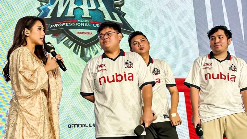 Hasil MPL ID S15: Geek Fam ID Andalkan Caderaa untuk Kuasai Team Liquid