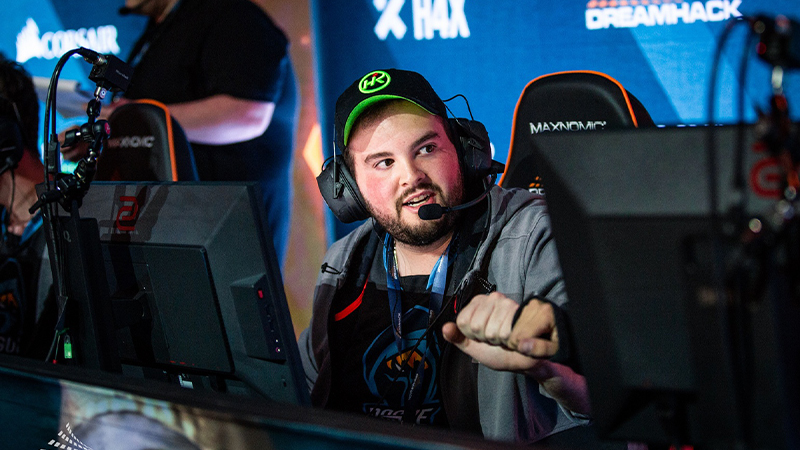 Hiko Buka Suara Soal Kendala Roster Valorant 100Thieves