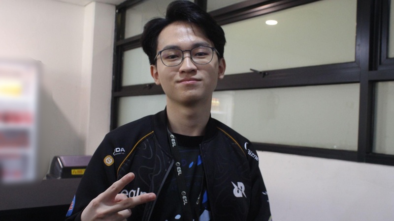 Optimis Juara SPS Mobile Masters 2025, Motivasi Sutsujin: "Gua Belum Pernah Kasih Piala ke RRQ!"