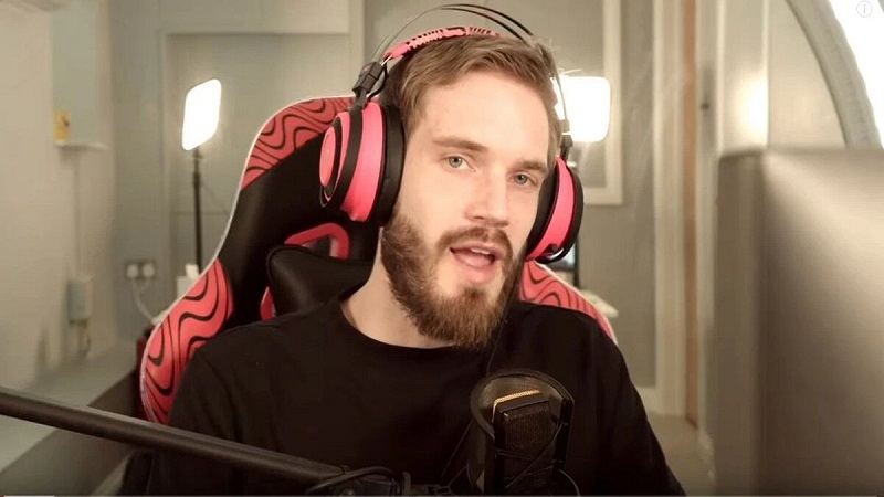 PewDiePie Mencoba VALORANT: 