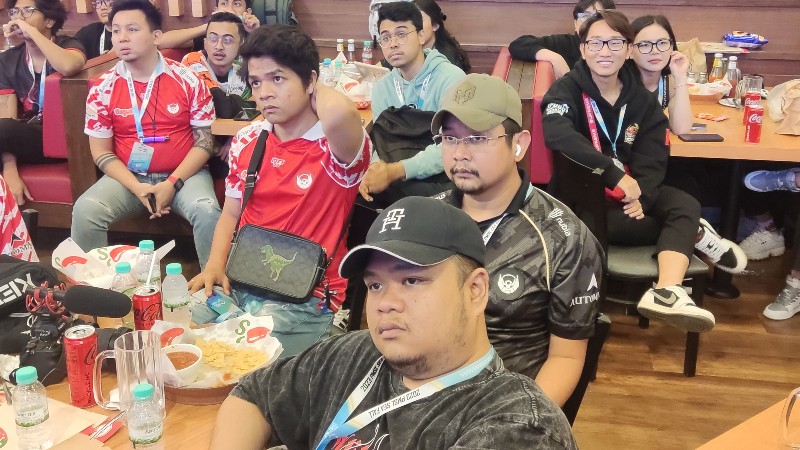 True Friendship! CoachCapt Beri Pesan untuk Rival-Bestie, BOOM Kent