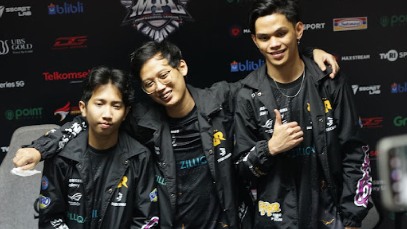 Jadi Coach RRQ, Bagaimana Cara Bangduk Melatih Para Pemain?