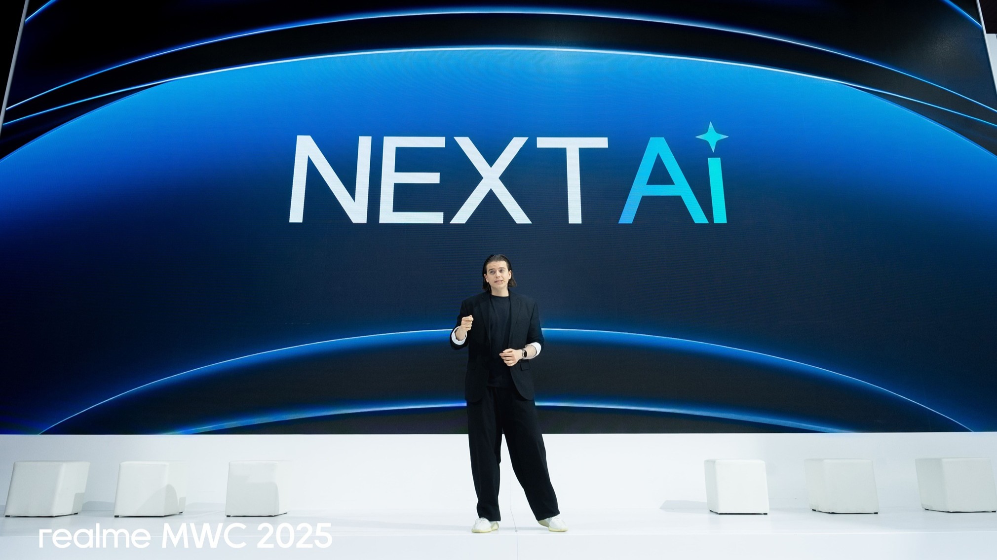realme Ungkap Inovasi Fotografi dan AI di MWC 2025: Strategi Tiga Tahun yang Ambisius