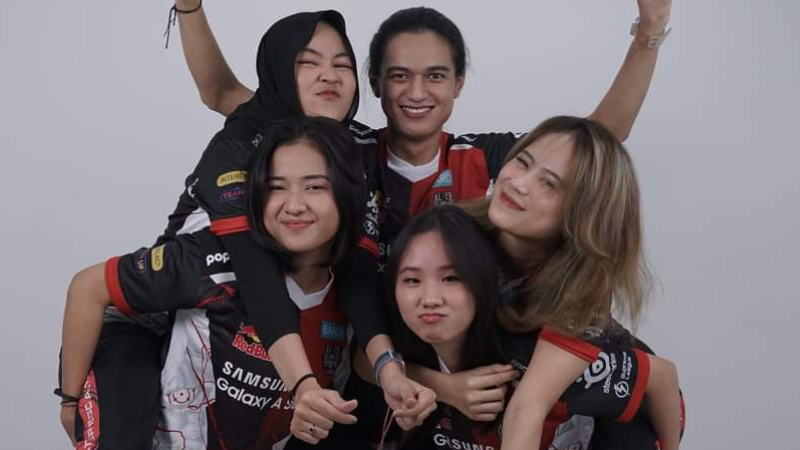 Kejar Rekor Elims Powerpuff, Alter Ego Dione Langsung Dingin di Puncak!