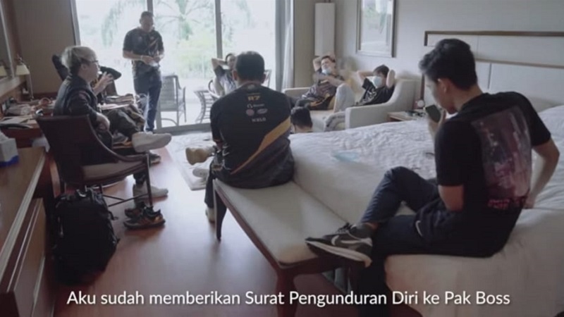 Jamesss Umumkan Mundur Jadi Pelatih RRQ Hoshi Usai M2