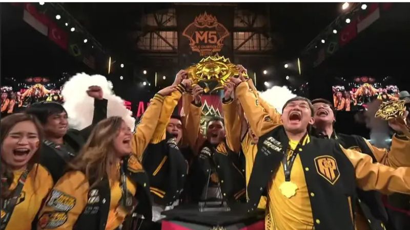 Kali Kedua Juara Dunia, AP Bren Ambil Piala M5 World Championship!
