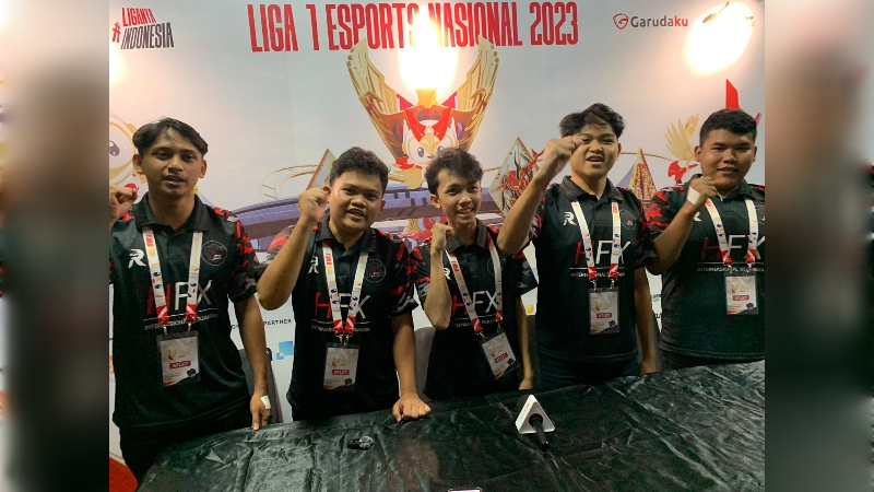 Gryffin Yakin Bantai HFX di Pontianak, HFX Radilva: 