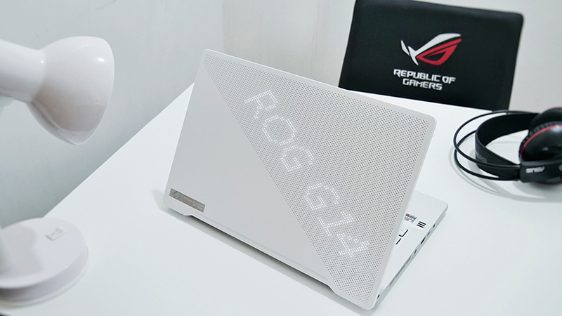 ROG Zephyrus G14: Laptop Mungil, Penuh Gaya dan Powerful!