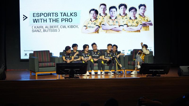 ONIC Camp Vol. 2 Ajak Ratusan Anak Muda Pelajari Industri Esports
