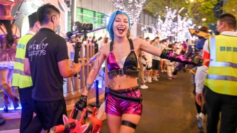 Selebrasi Fans EDG di China Berkat Kemenangan di LoL Worlds 2021