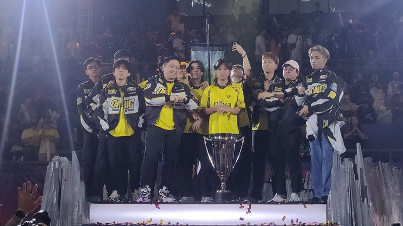 Lanjutkan Dominasi, ONIC PH Bekuk RRQ Hoshi di Grand Final SPS Mobile Masters 2025