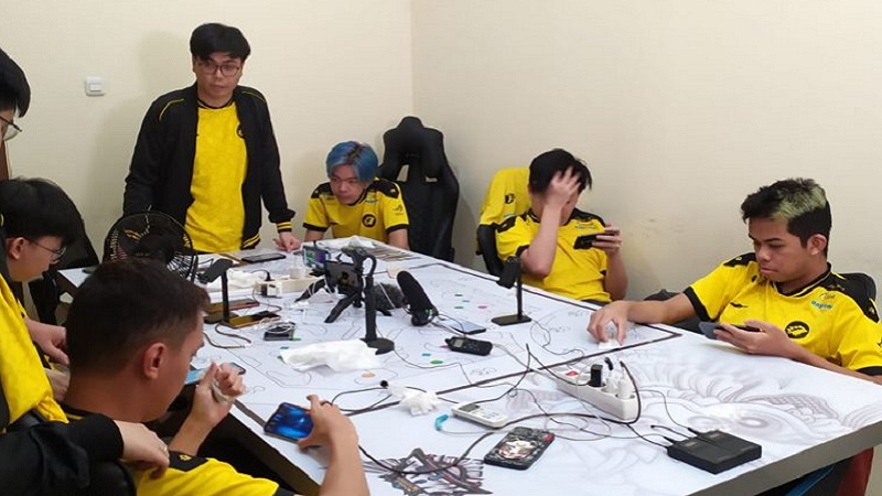 Pelatih ONIC Sarankan BTR Barbossa Lihat Kiboy Sebagai Senior