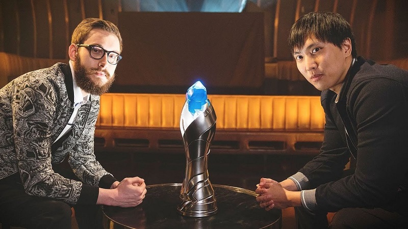 Dirumorkan Gabung 100 Thieves, Doublelift Reuni Dengan Bjergsen?