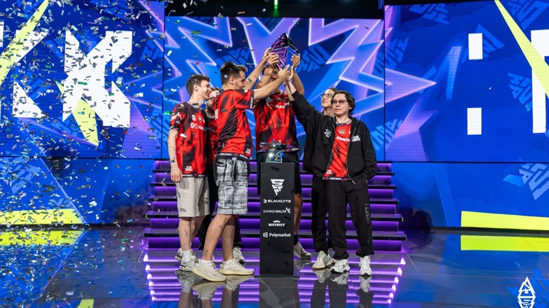 Tumbangkan LGD Gaming di Grand Final, Team Yandex Juara BLAST Slam VII 