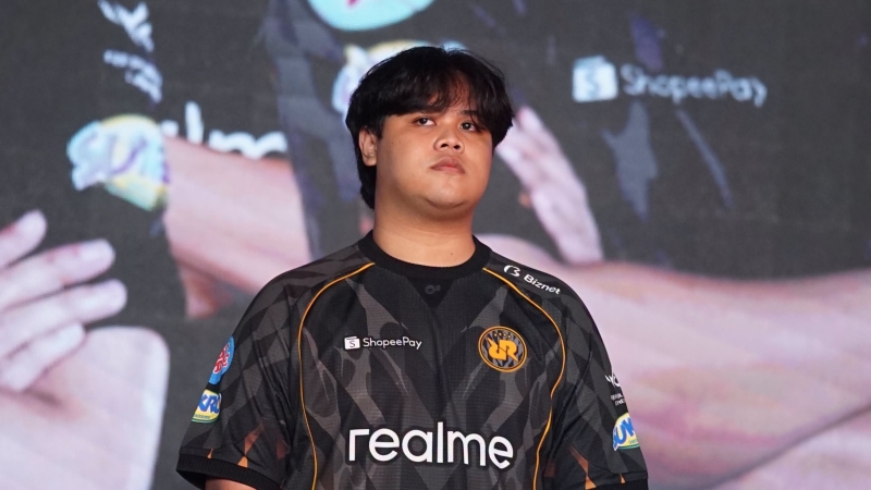 Faviannn Debut di RRQ Hoshi, Bisa Dongkrak Klasemen atau Rombak Lagi?